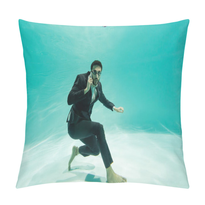 Personality  Arabian Businessman Looking At Camera While Talking On Smartphone Underwater In Pool  Pillow Covers