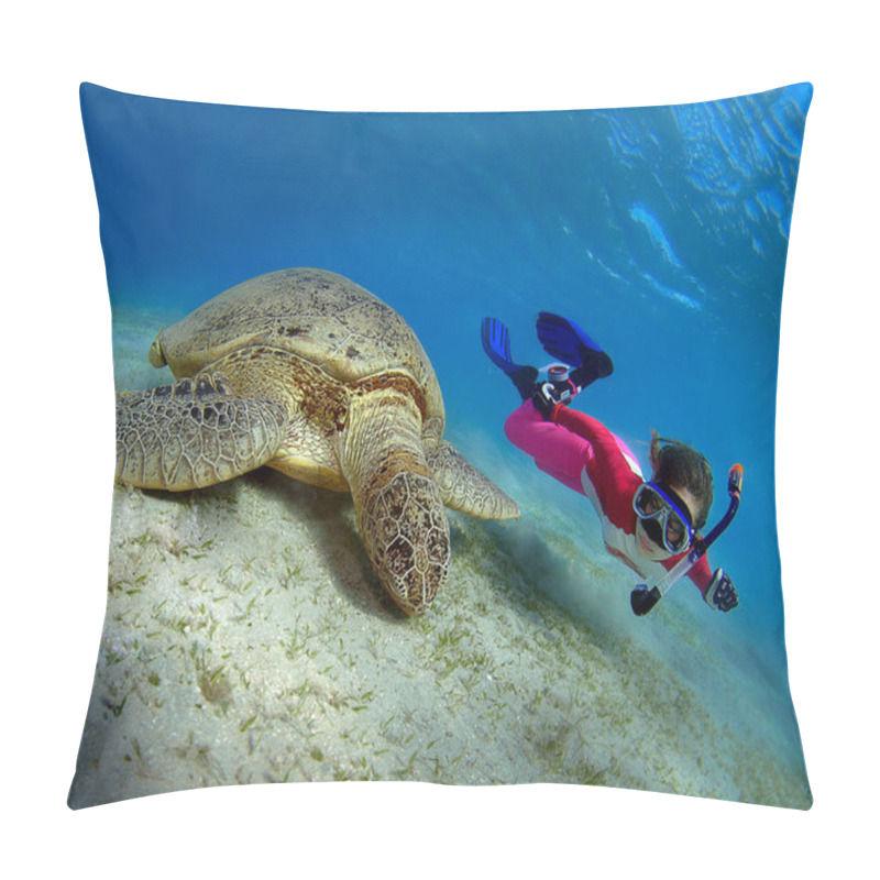 Personality  Freediver And Green Turtle Pillow Covers