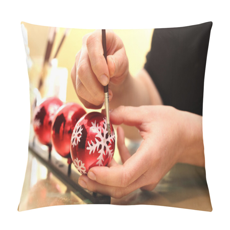 Personality  Painting Of Christmas Decorations Pillow Covers