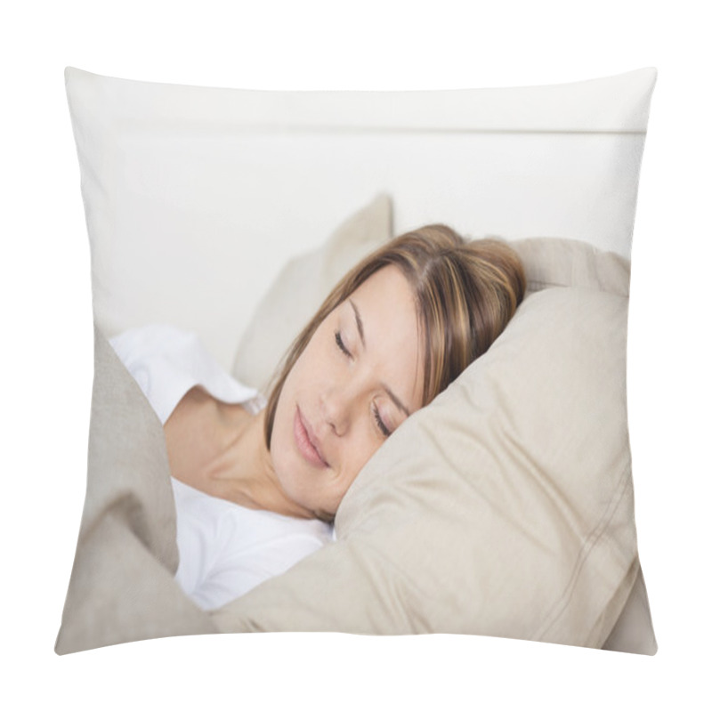 Personality  Woman Sleeping In Bed Pillow Covers