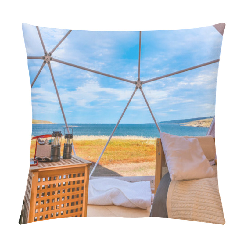 Personality  The Interior Of A Glamorous Camp In The North Of Russia On The Shores Of The Arctic Ocean Pillow Covers