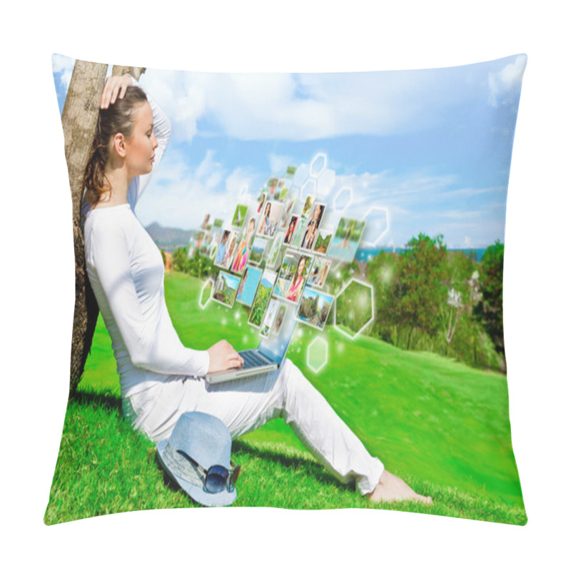 Personality  Pretty Woman Sitting By Tree With Laptop Computer Pillow Covers