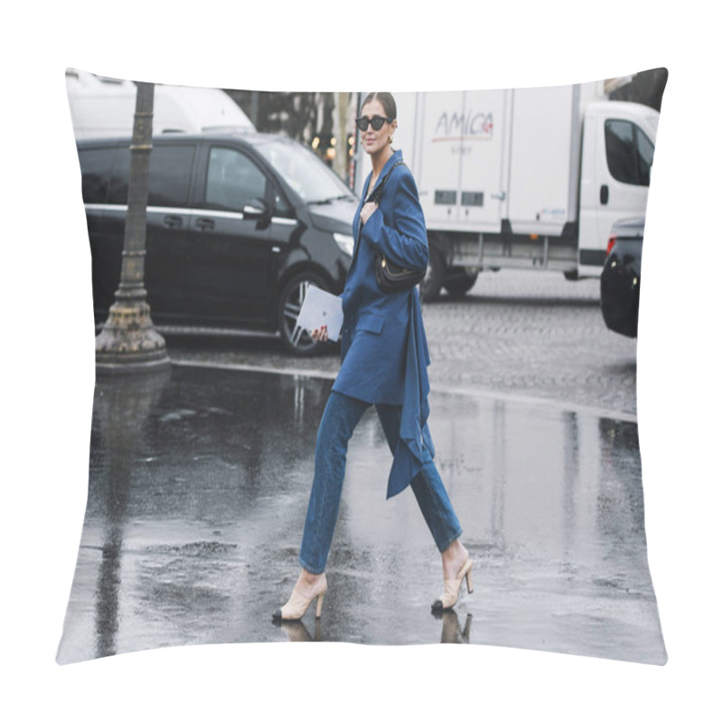 Personality  Paris, France - March 05, 2019: Street Style Outfit Before A Fashion Show During Milan Fashion Week - PFWFW19 Pillow Covers