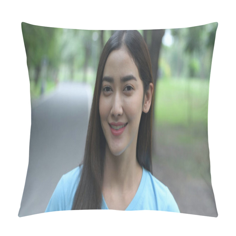 Personality  Holiday Concept. The Girl Looked At The Camera And Smiled Happil Pillow Covers