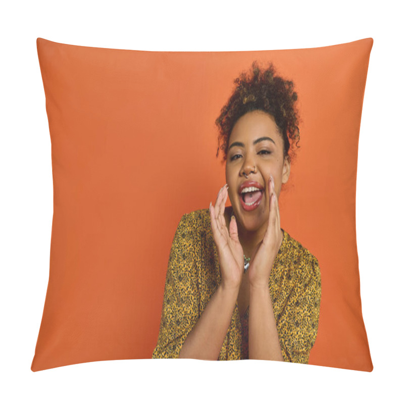 Personality  A Beautiful African American Woman In Stylish Attire, With A Surprised Expression On Her Face. Pillow Covers