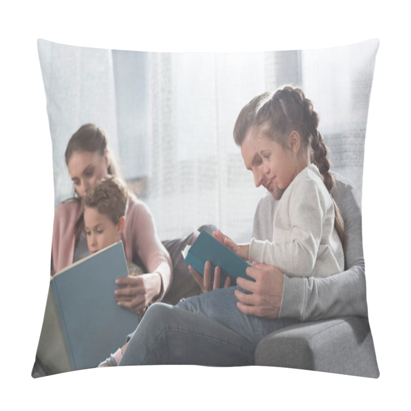 Personality  Parents Teaching Kids Read At Home Pillow Covers