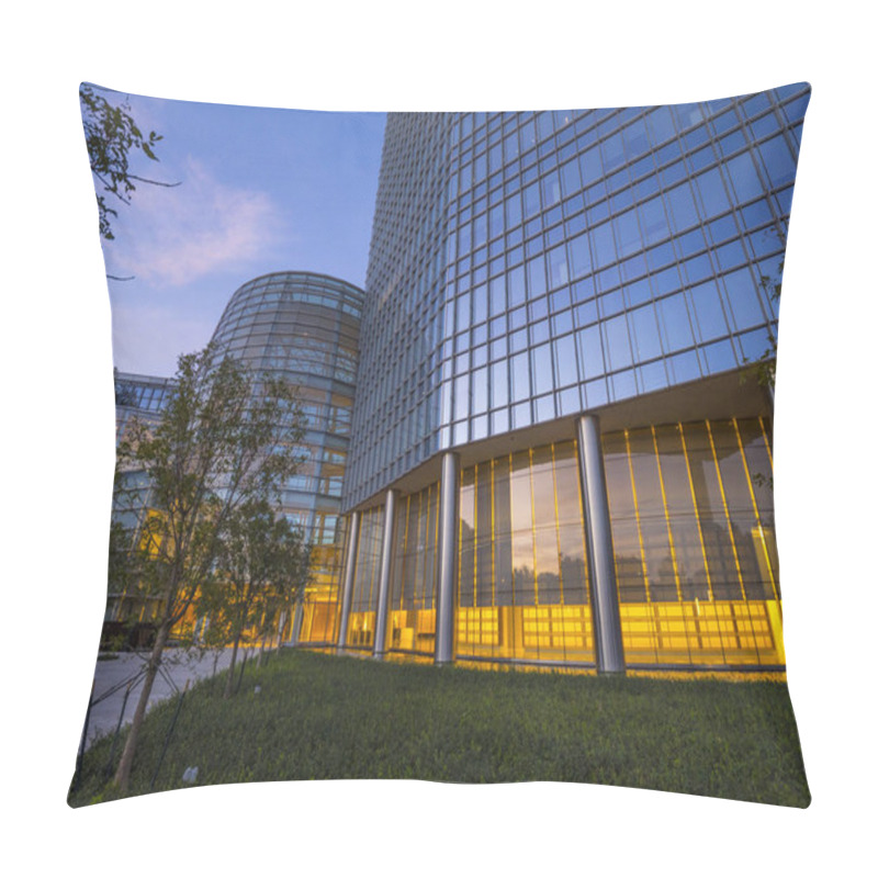 Personality  The Modern Architecture Of Devon Energy Buildings In Oklahoma City Pillow Covers