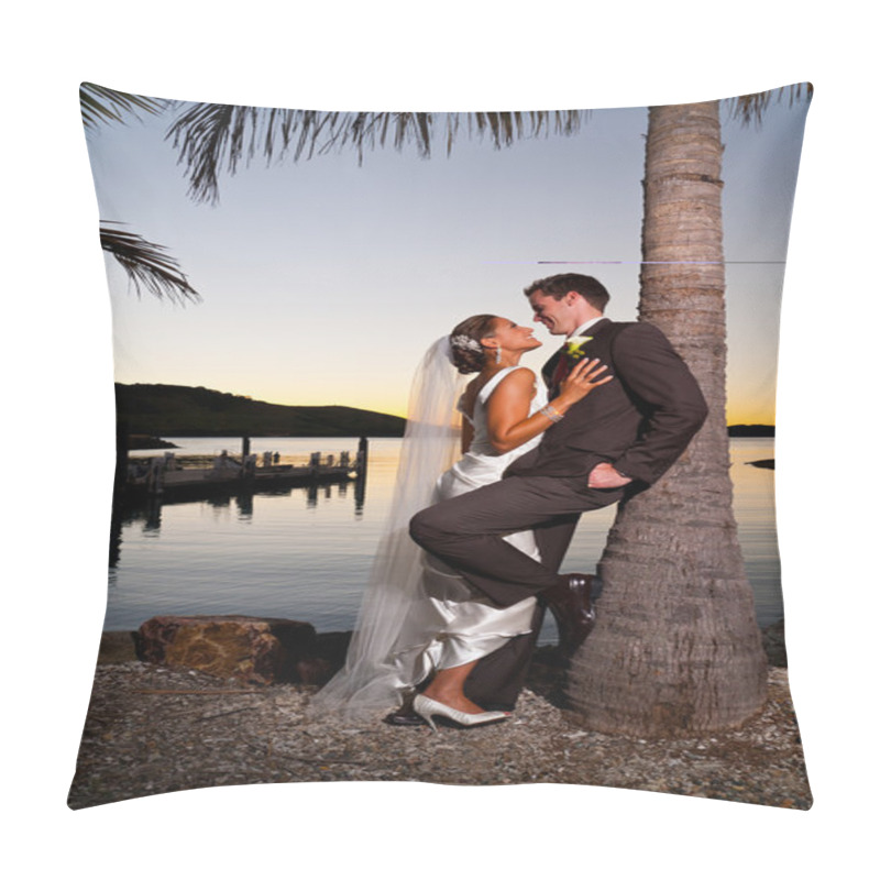 Personality  Newlyweds Embracing Under A Palm Tree At Sunset Pillow Covers