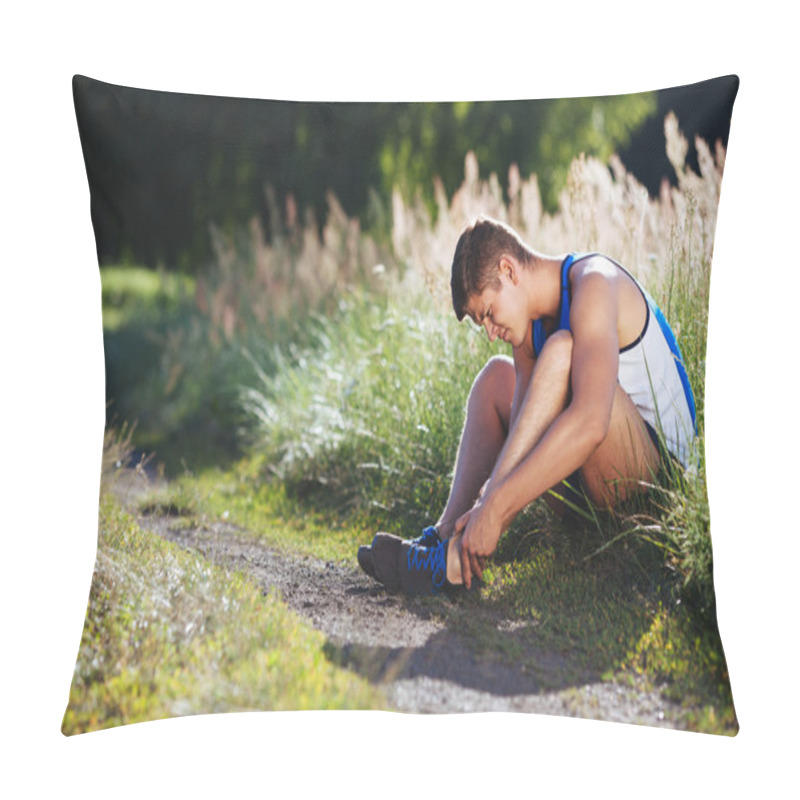 Personality  Broken Ancle Pillow Covers