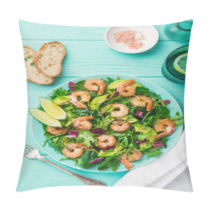 Personality  Fresh Healthy Avocado And Shrimps Salad. Top View Pillow Covers