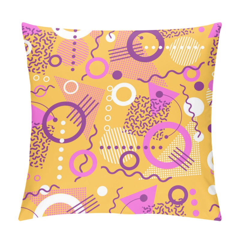 Personality  Retro Seamless 1980s Inspired Memphis Pattern Background. Vector Illustration Pillow Covers