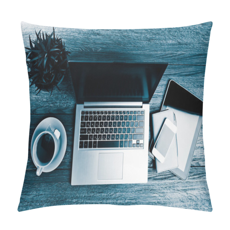 Personality  Office Desk With Laptop Computer Pillow Covers