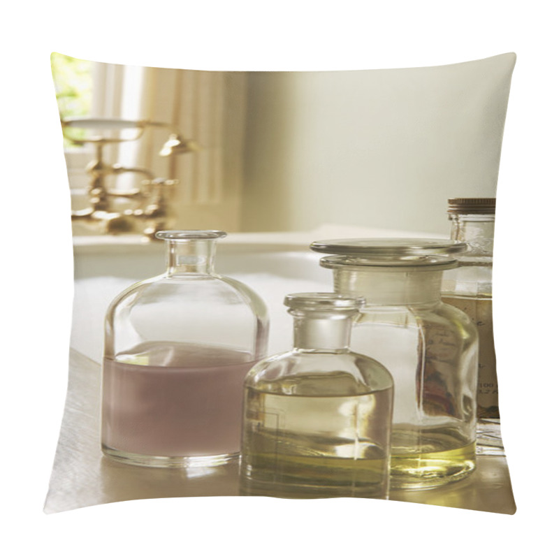 Personality  Bath Oils In Bottles Pillow Covers