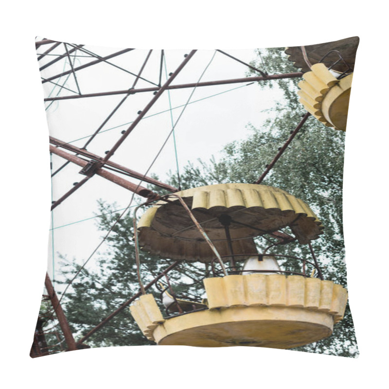 Personality  PRIPYAT, UKRAINE - AUGUST 15, 2019: Metallic Ferris Wheel In Green Amusement Park In Chernobyl  Pillow Covers