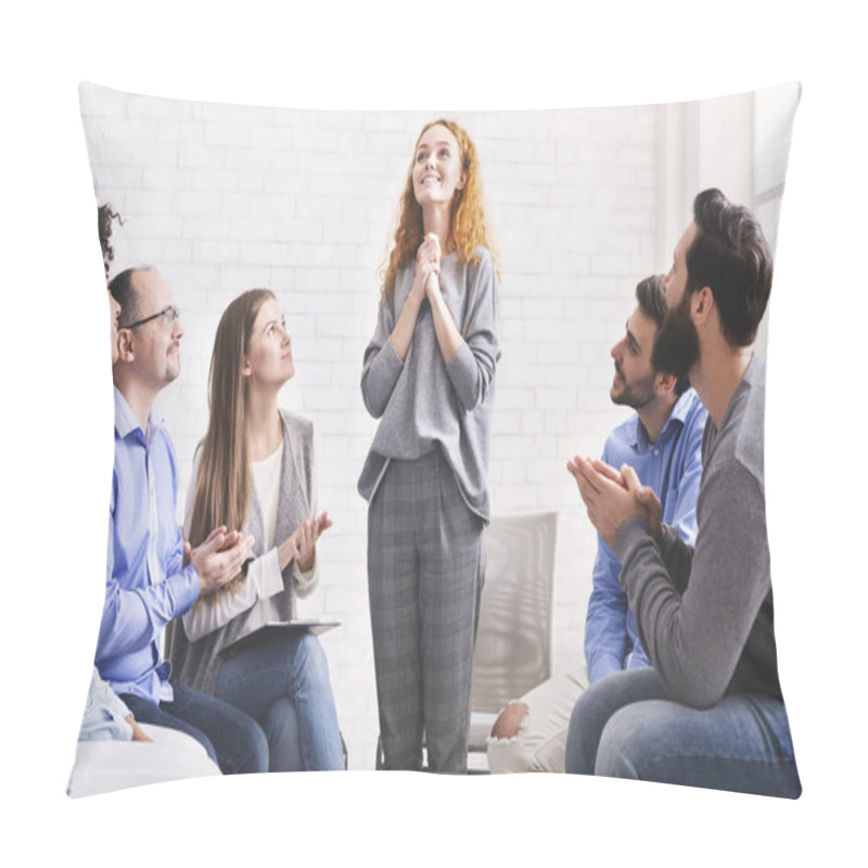 Personality  Happy Young Woman Talking In Front Of Group During Psychotherapy Session Pillow Covers