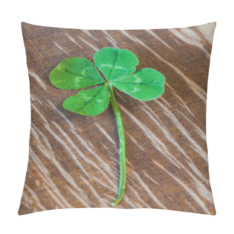 Personality  Four-leaf Clover Symbol Of Good Luck Pillow Covers