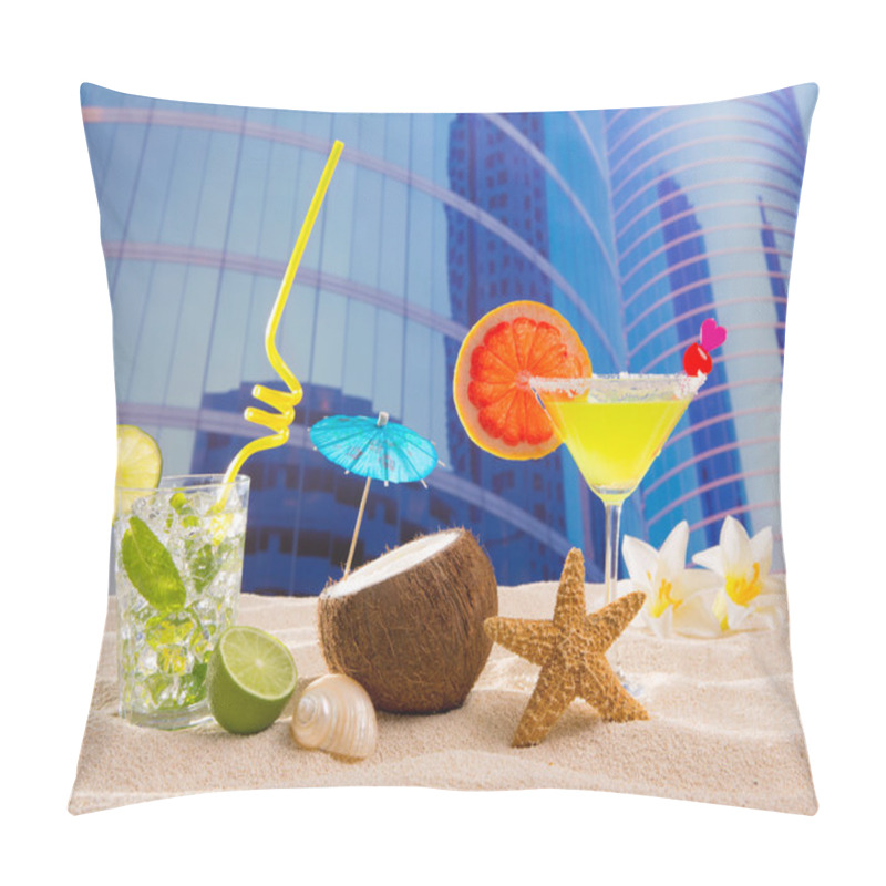 Personality  Cocktails Mojito Margarita In Urban City Buildings Pillow Covers