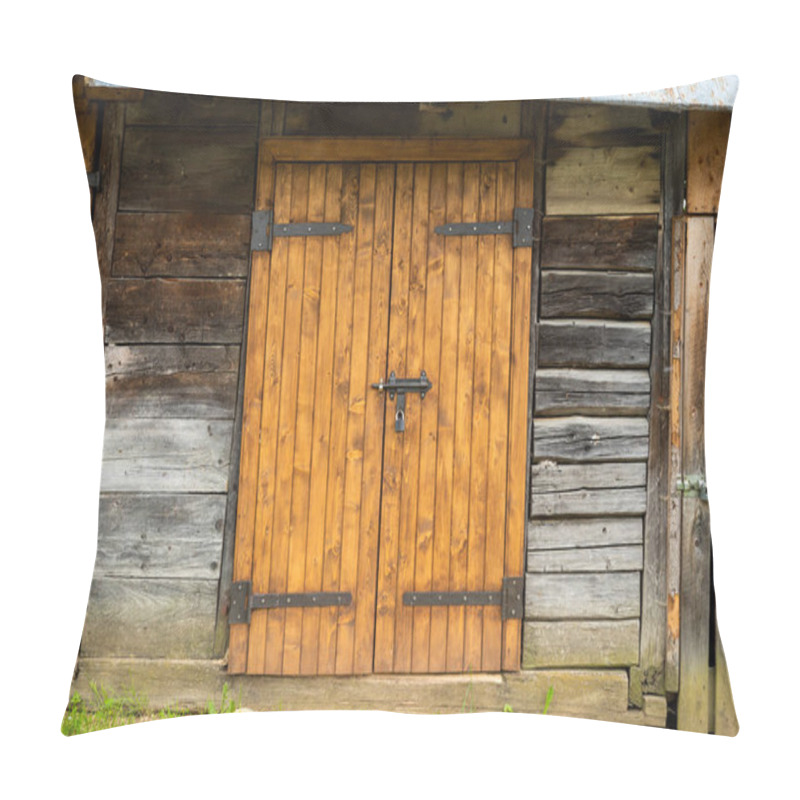 Personality  Wooden Gate With A Bolt Lock In An Old Farm Shed Pillow Covers