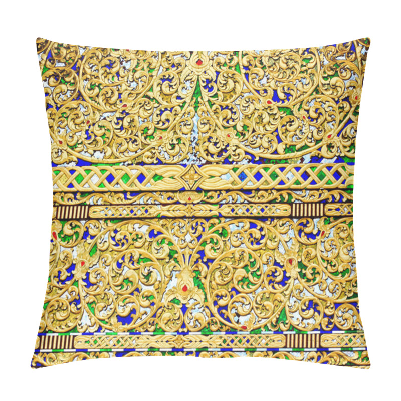 Personality  Thai Motifs ( Wood Carving ) Pillow Covers