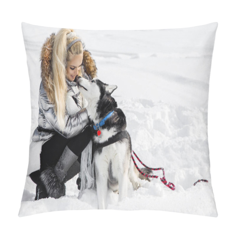 Personality  Beautiful Blonde Woman, Standing On Snow And Holding Husky Dogs. In The Background Is A Beautiful View Of Mountains And Snow. Pillow Covers