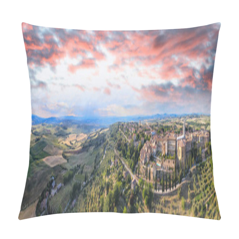 Personality  Pienza, Tuscany. Aerial View At Sunset Of Famous Medieval Town. Pillow Covers