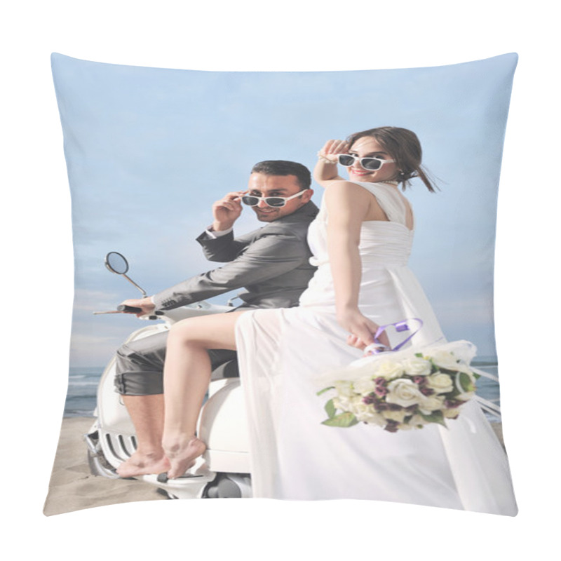 Personality  Just Married Couple On The Beach Ride White Scooter Pillow Covers