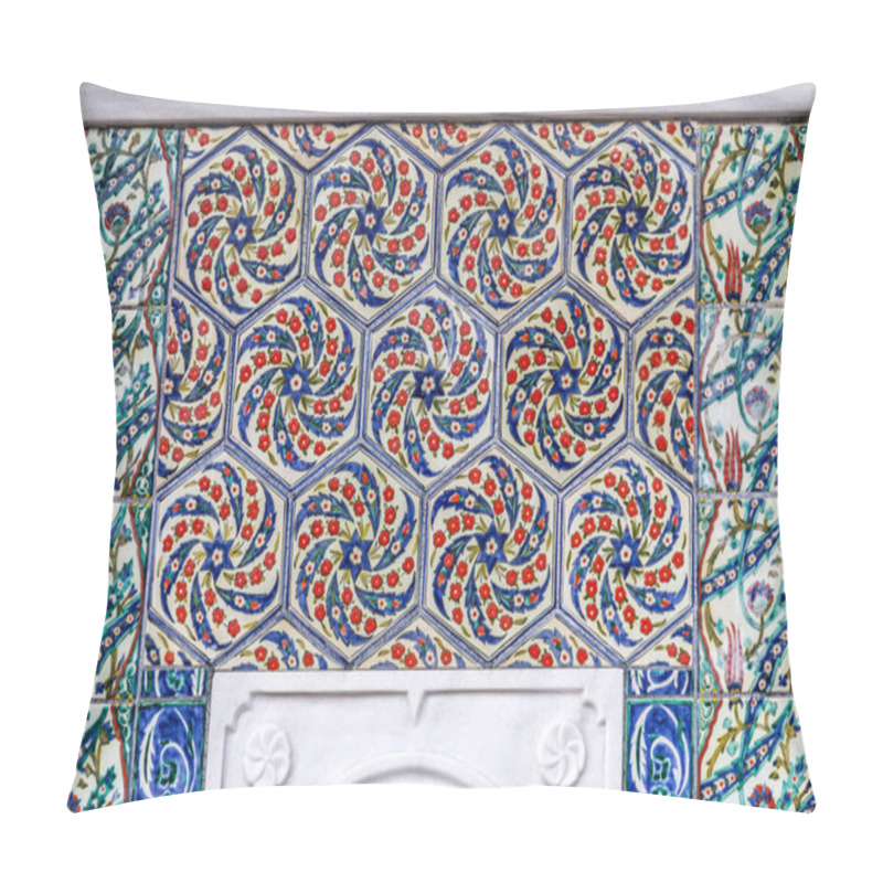 Personality  Iznik Tile Pattern With Floral Ornaments Pillow Covers