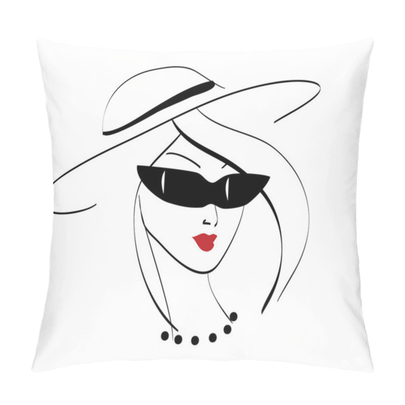 Personality  Beautiful Retro Girl With Hat And Sunglasses Pillow Covers