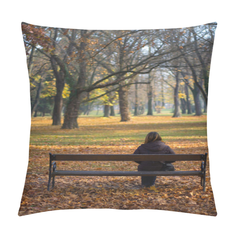 Personality  Lonely Girl Sitting In The Autumn Park Pillow Covers