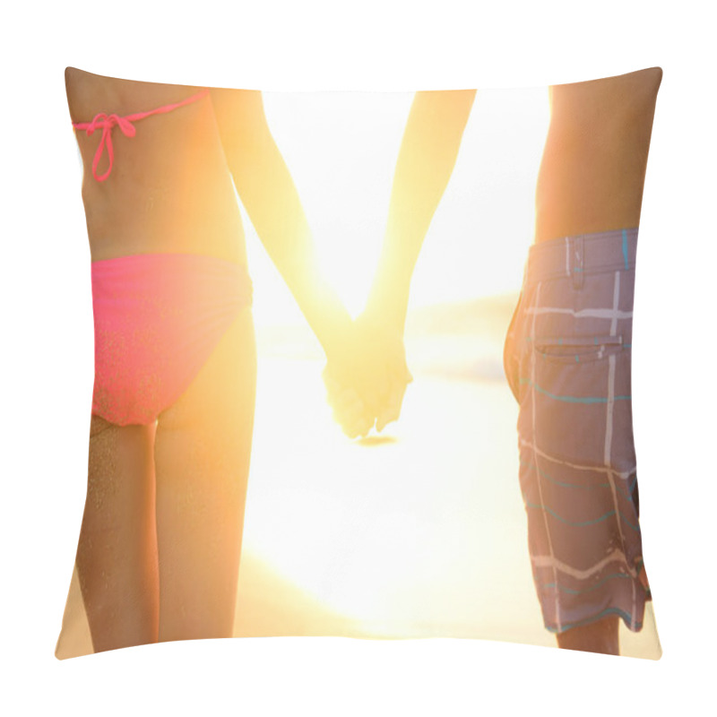 Personality  Couple Holding Hands At Beach Pillow Covers