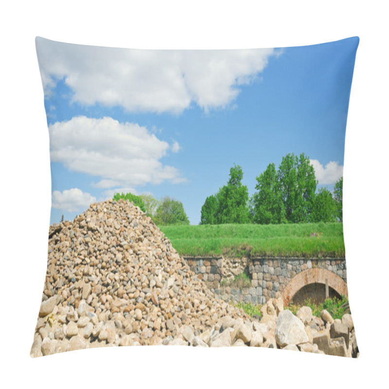 Personality  Stones Hill Pillow Covers