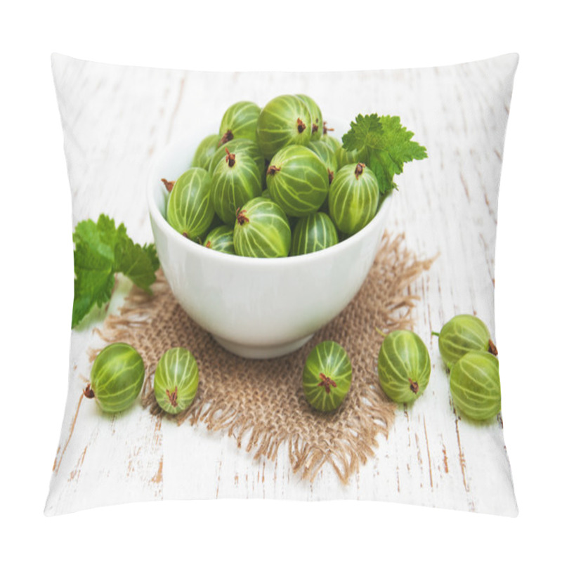 Personality  Gooseberries With Leaves Pillow Covers