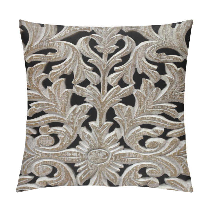 Personality  Wooden Grid With Floral Ornament Pillow Covers