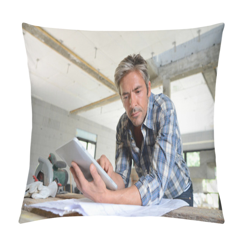 Personality  Entrepreneur In House Under Construction Checking Plan Pillow Covers