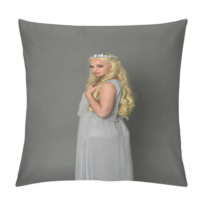 Personality  Close Up Portrait Of Blonde Girl Wearing Crow And Grey Dress, Standing Pose In Side Profile.  Grey Studio Background. Pillow Covers