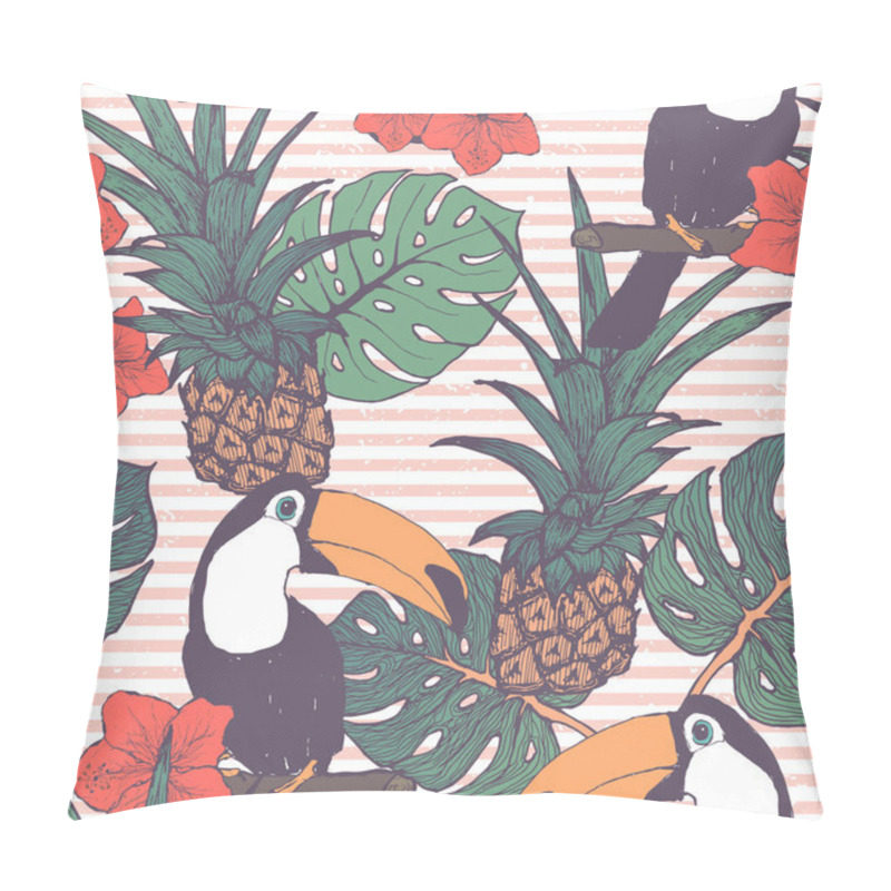 Personality  Seamless Pattern With Toucans Pineapple And Tropical Leaves In Vector Pillow Covers