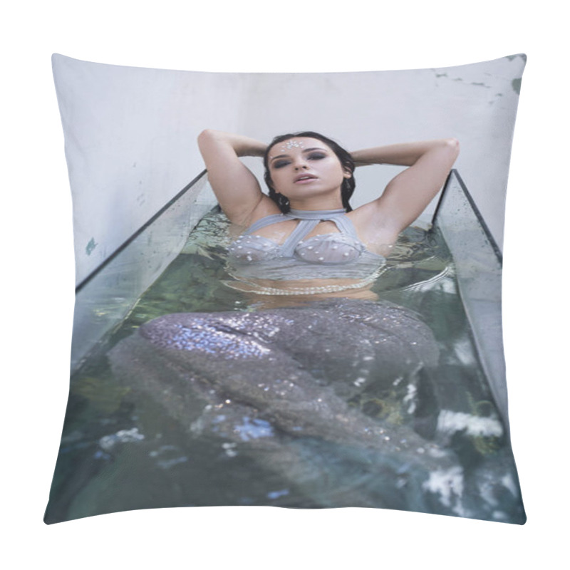 Personality  A Young Woman, Dressed As A Mermaid, Reclines In A Water-filled Tank, Her Gaze Captivating. Pillow Covers