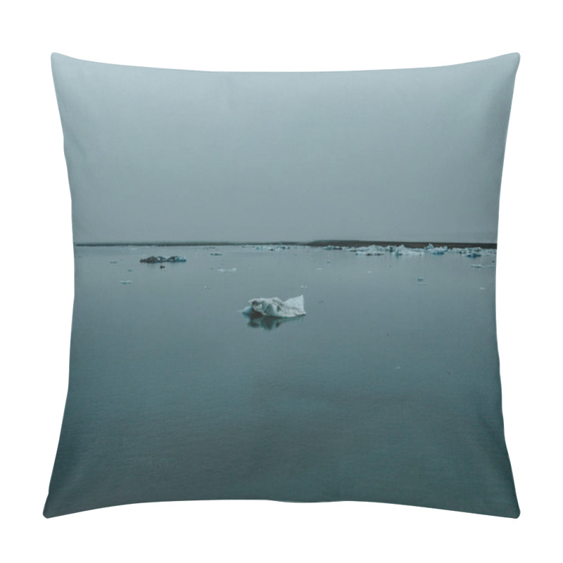 Personality  Minimalist View Of Icebergs Floating In The Calm Waters Of Jokusarlon, South Iceland. Pillow Covers