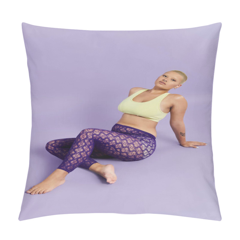 Personality  A Young Bald Woman Elegantly Poses In Vibrant Attire, Radiating Confidence And Style. Pillow Covers