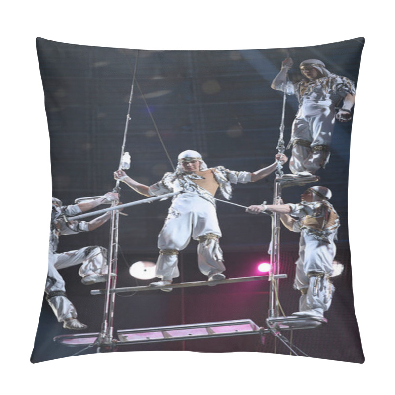 Personality  Air Acrobats Performing At The Show Pillow Covers