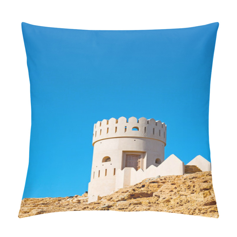 Personality  In Oman Muscat Rock  The Old Defensive  Fort Battlesment Sky And Pillow Covers