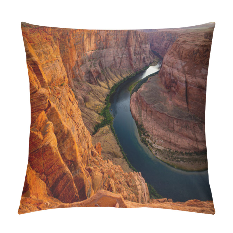 Personality  Extreme Vacations Outdoor. Panoramic View Of The Grand Canyon. Autumn Holiday Concept. Pillow Covers