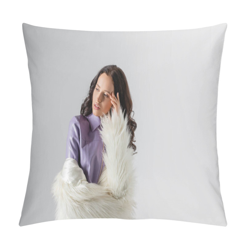 Personality  Brunette Young Woman In Stylish White Faux Fur Jacket Posing On Grey Background Pillow Covers