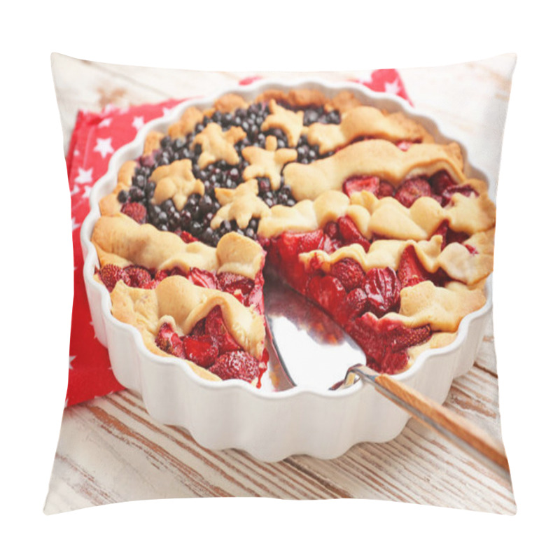 Personality  Tasty American Flag Pie On Wooden Background Pillow Covers