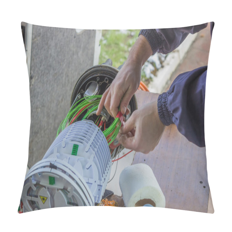 Personality  Fibre Optic Technician Rolls Of Fibre-optic Cables Pillow Covers