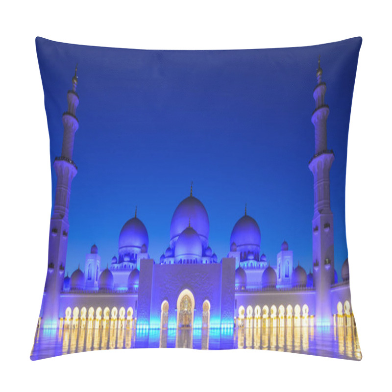 Personality  Architecture of Grand Mosque Abu Dhabi  pillow covers