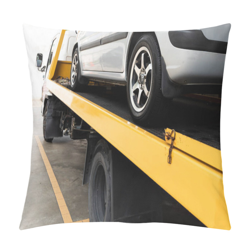 Personality  Broken Car On Flatbed Tow Truck Being Transported For Repair Pillow Covers