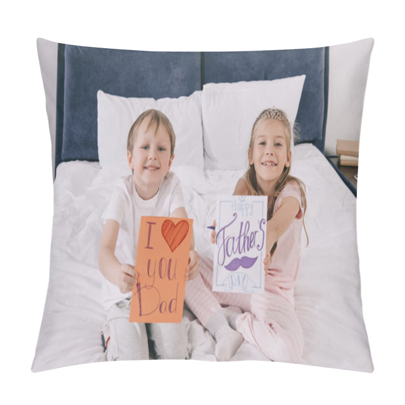 Personality  Adorable Children Holding Fathers Day Greeting Cards While Sitting On Bedding And Smiling At Camera Pillow Covers