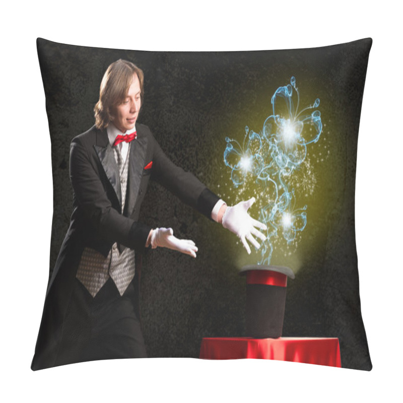 Personality  Magician Pillow Covers