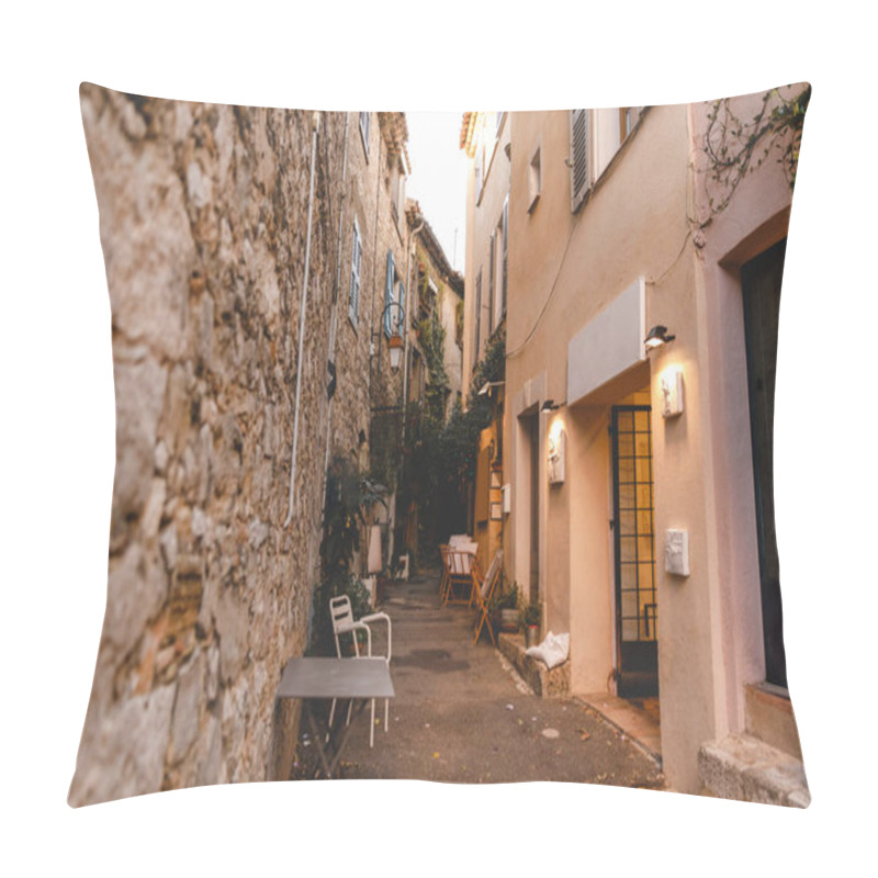 Personality  Narrow Street Pillow Covers